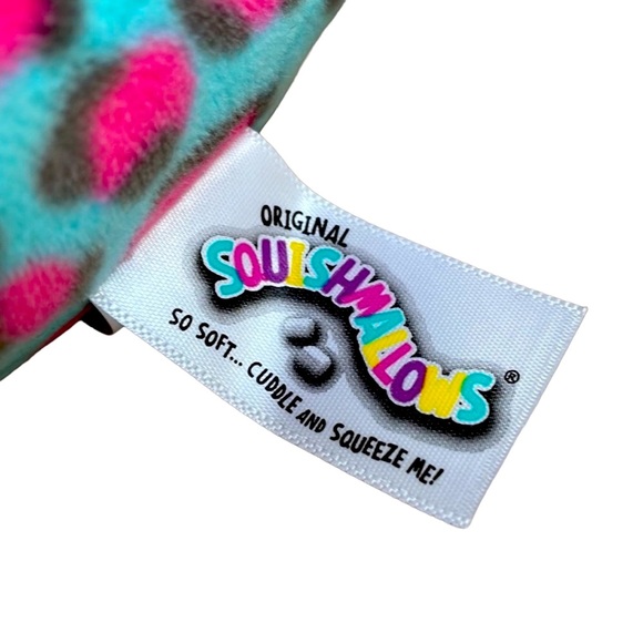 Kelly Toy 8” Chelsea the Cheetah Squishmallow - Picture 6 of 6